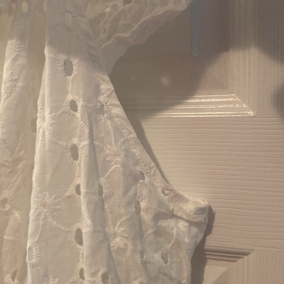 Floral Embroidered Eyelet Off/On Shoulder Dress - Picture 6 of 7